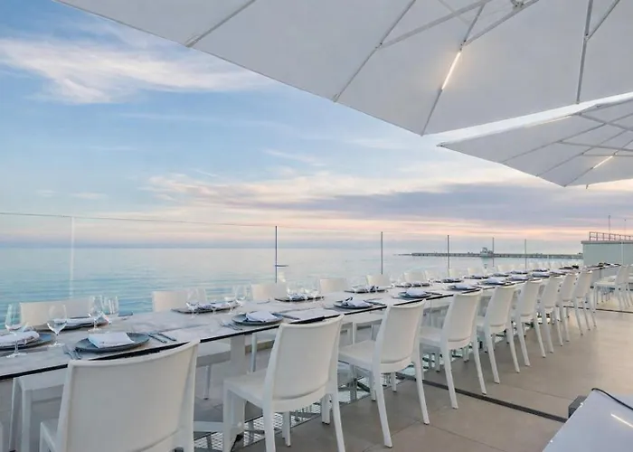 Отель Hotiday Торре-Пали